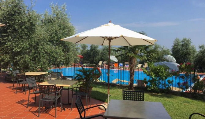 Holiday Home in Soiano del Lago with Garden & Pool