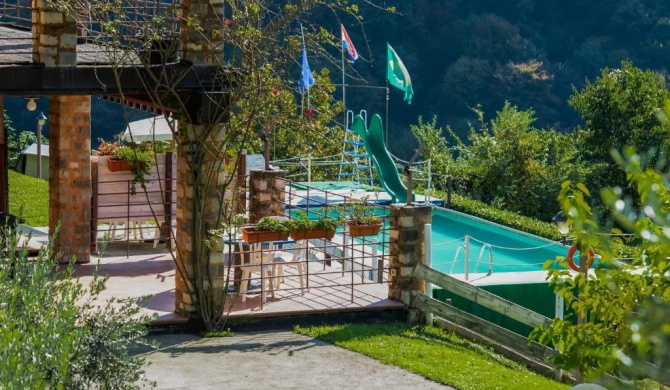 Beautiful chalet with Swimming Pool in Lombardy