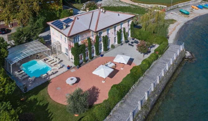 Menaggio Villa Sleeps 14 Pool Air Con WiFi