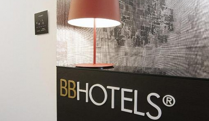 BB Hotels Aparthotel Desuite