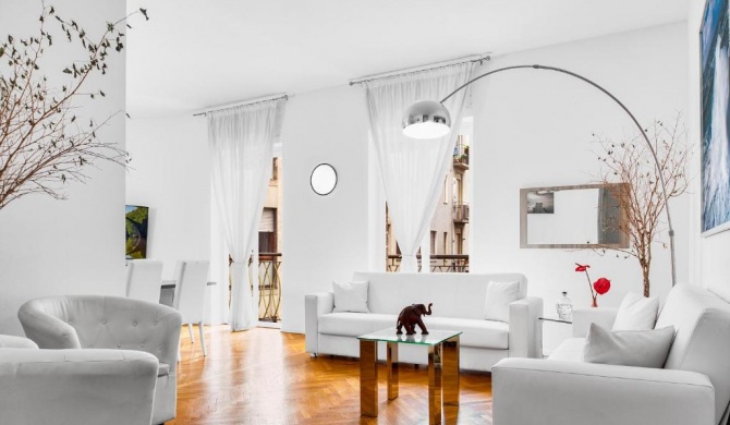 Exclusive 3 bedrooms apartment near Duomo