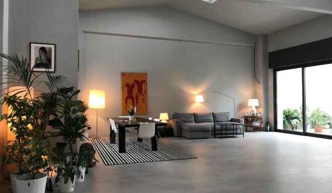 Loft Navigli With Private Garden