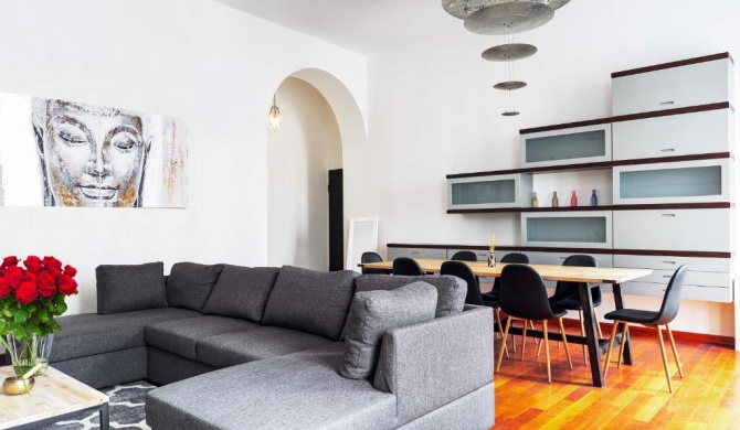 Luxury Brera 3Bdr Apartment