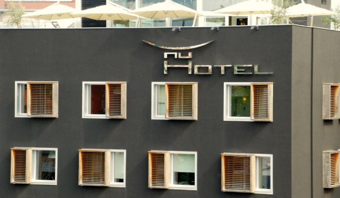 Nu Hotel