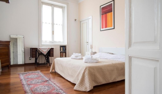 Pleasant 2 Bedroom Flat in Brera District