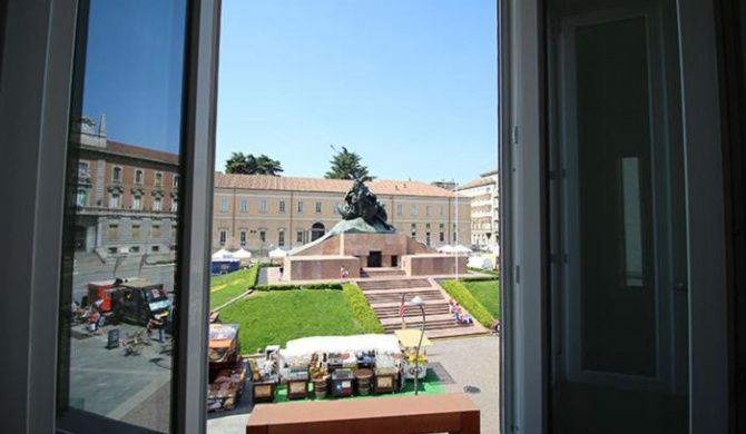 Piazza Trento 11