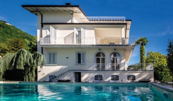 Oliveto Lario Villa Sleeps 11 Pool Air Con WiFi