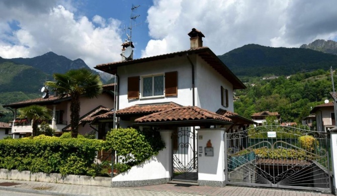 Luxury Villa in Porlezza Italy with terrace